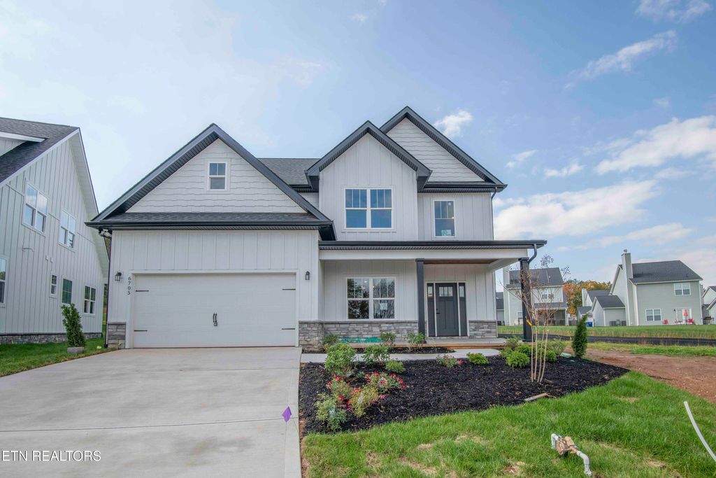 6705 Orange Petal Lane, Knoxville, TN 37931