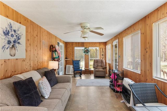 6004 Aaron Lane, Hamptonville, NC 27020