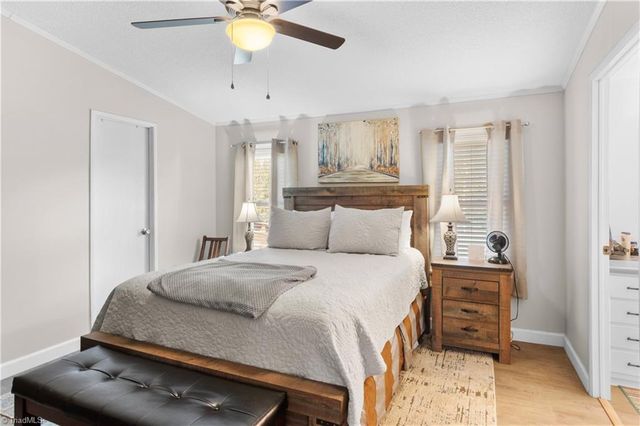 6004 Aaron Lane, Hamptonville, NC 27020