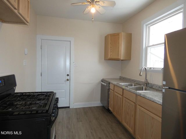425 Boston Place, Toledo, OH 43610