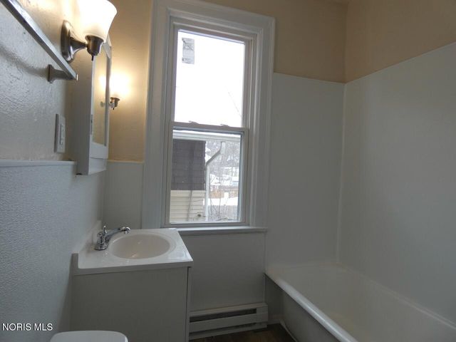 425 Boston Place, Toledo, OH 43610
