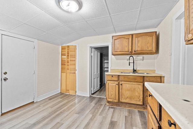 1908 S 28th STREET, Milwaukee, WI 53215