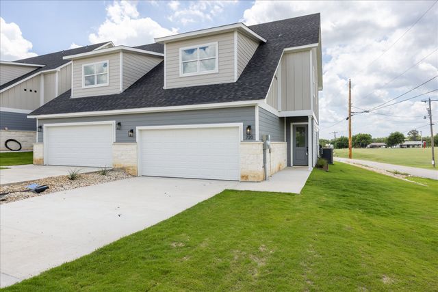 720 N Sycamore Street, Hico, TX 76457