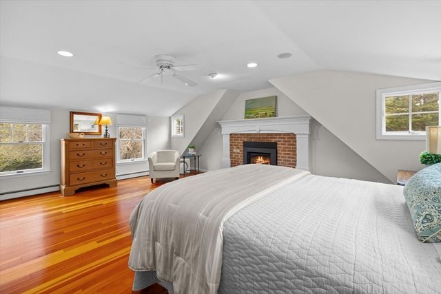 23 Mayflower Ln, Duxbury, MA 02332