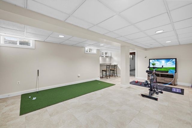 23 Mayflower Ln, Duxbury, MA 02332