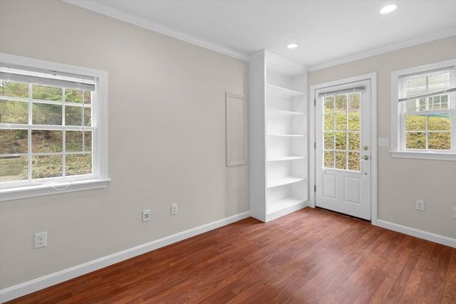23 Mayflower Ln, Duxbury, MA 02332