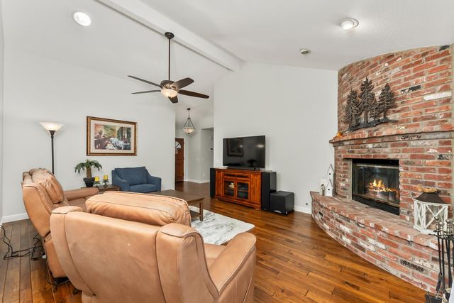 6617 Filbert Ave, Orangevale, CA 95662