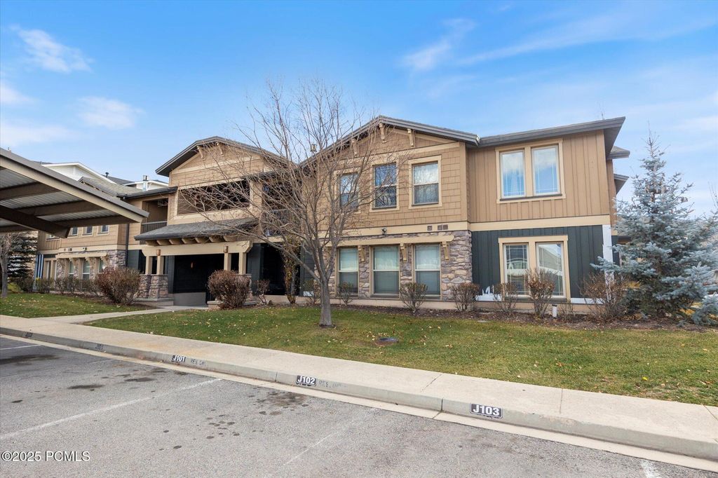 1031 S 500 East Apt J202, Heber City, UT 84032