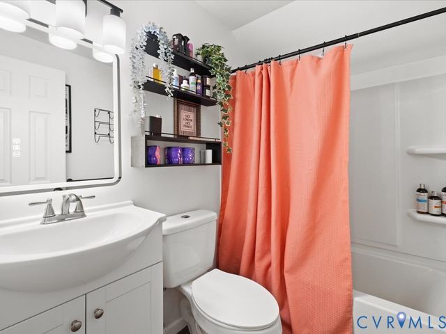 5430 Snead Rd, Richmond, VA 23224