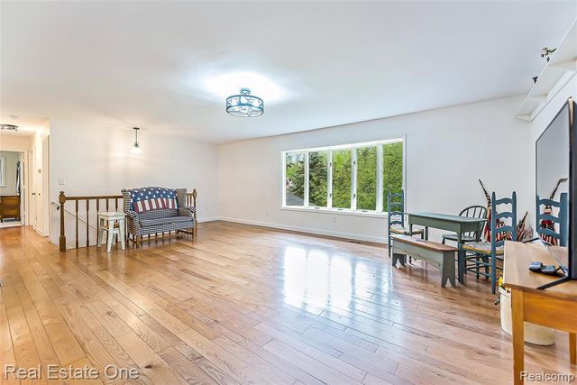 12909 Haven Drive, South Lyon, MI 48178