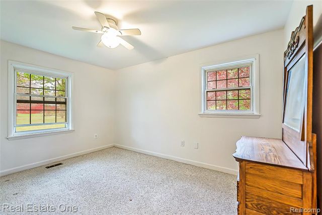 12909 Haven Drive, South Lyon, MI 48178