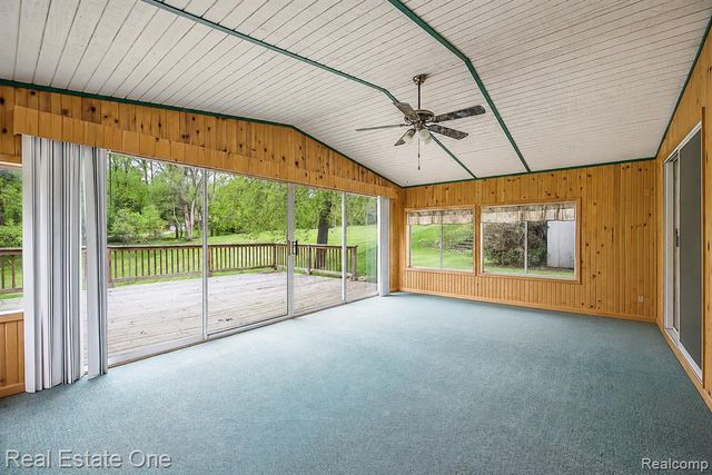 12909 Haven Drive, South Lyon, MI 48178