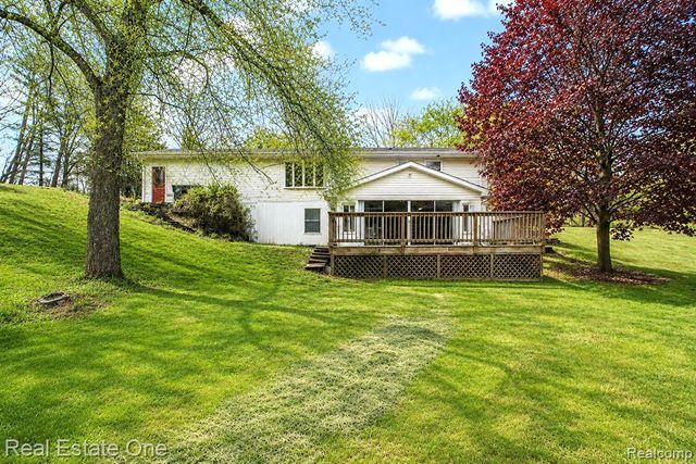 12909 Haven Drive, South Lyon, MI 48178