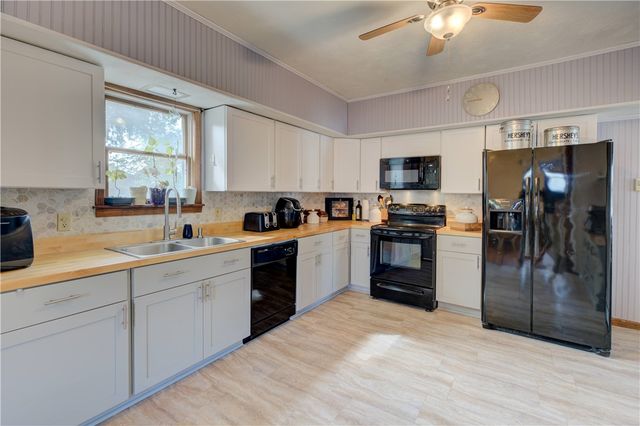 300 Northup Street, Cranston, RI 02905