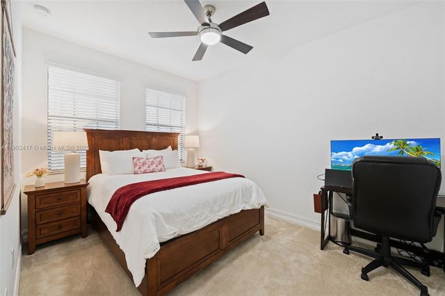 11668 SW 13th Ct, Pembroke Pines, FL 33025