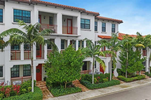 11668 SW 13th Ct, Pembroke Pines, FL 33025