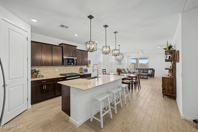 17525 W ADAMS Street, Goodyear, AZ 85338