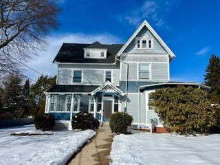 38 Prospect Place, Bristol, CT 06010