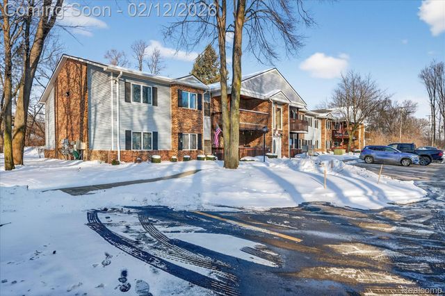 1459 Shoemaker Drive, Westland, MI 48185