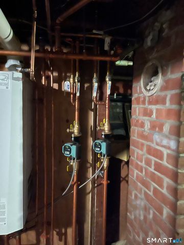 122 Falls Road, East Haddam, CT 06469