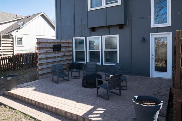 4109 SW Washington Drive, Blue Springs, MO 64014