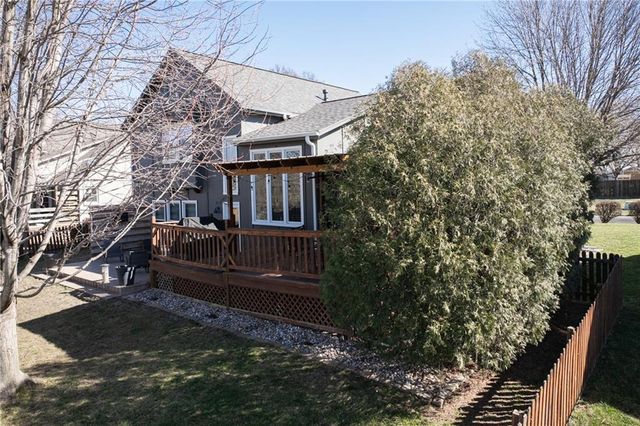 4109 SW Washington Drive, Blue Springs, MO 64014