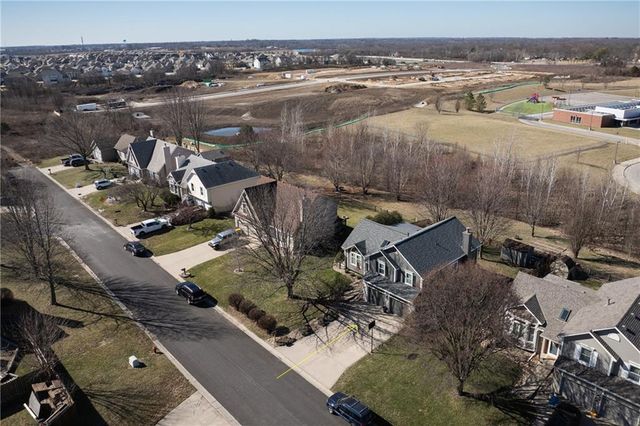 4109 SW Washington Drive, Blue Springs, MO 64014