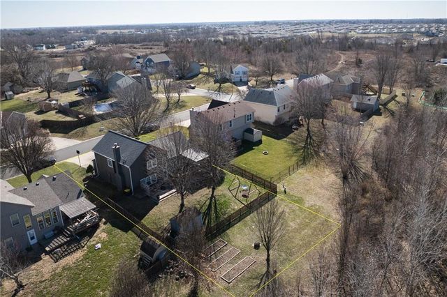 4109 SW Washington Drive, Blue Springs, MO 64014