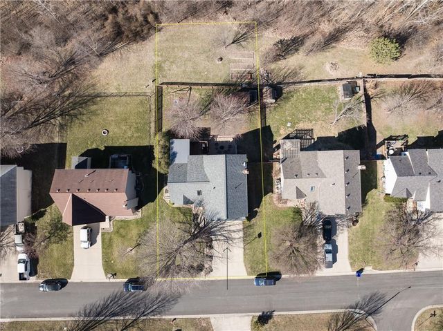 4109 SW Washington Drive, Blue Springs, MO 64014