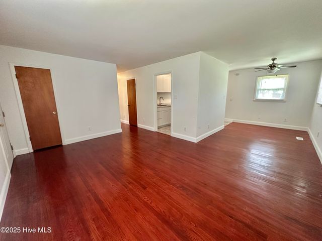 306 Ketner Boulevard, Havelock, NC 28532