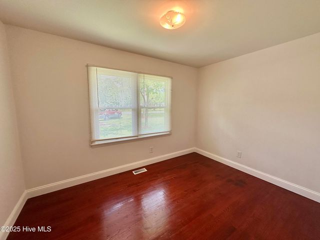306 Ketner Boulevard, Havelock, NC 28532