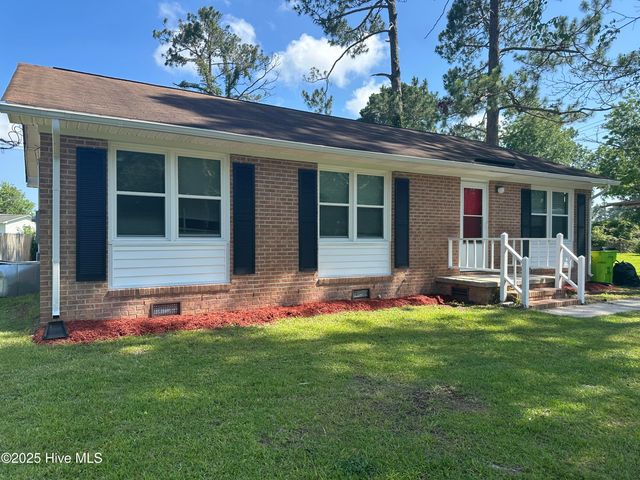 306 Ketner Boulevard, Havelock, NC 28532