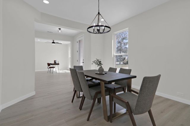 210 Las Colinas DR, Georgetown, TX 78628