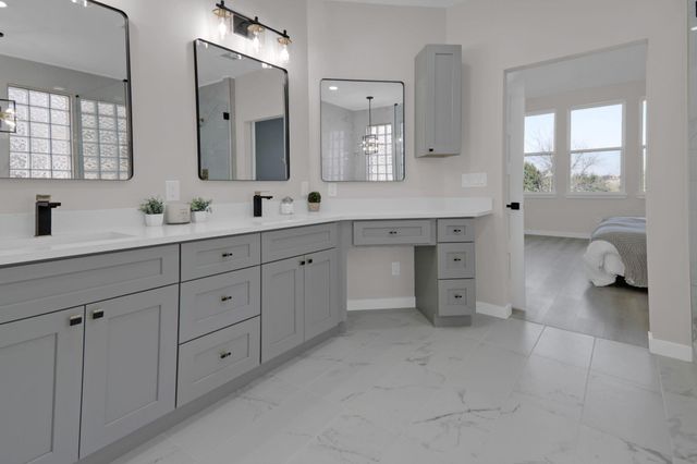 210 Las Colinas DR, Georgetown, TX 78628