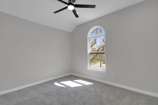 210 Las Colinas DR, Georgetown, TX 78628