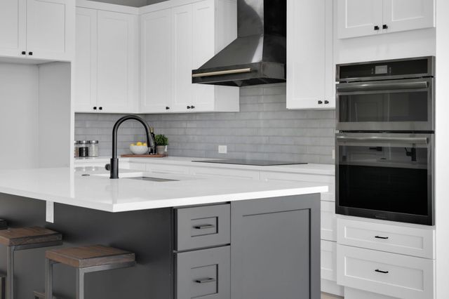 210 Las Colinas DR, Georgetown, TX 78628