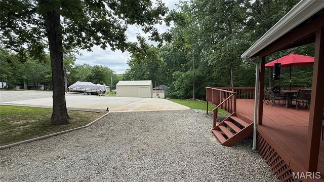 8933 Parrot Drive, French Village, MO 63036