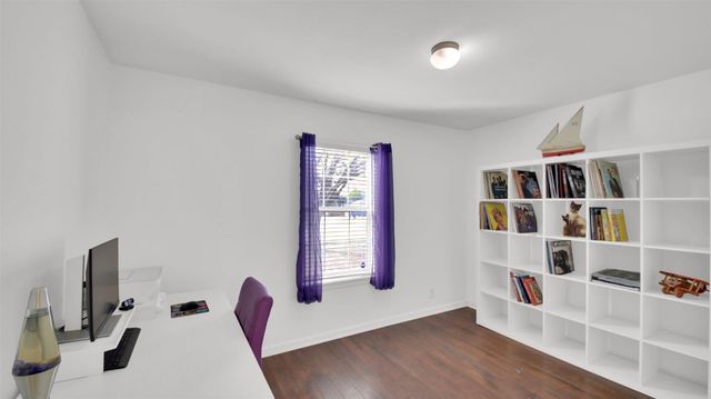 7209 Apperson ST, Del Valle, TX 78617