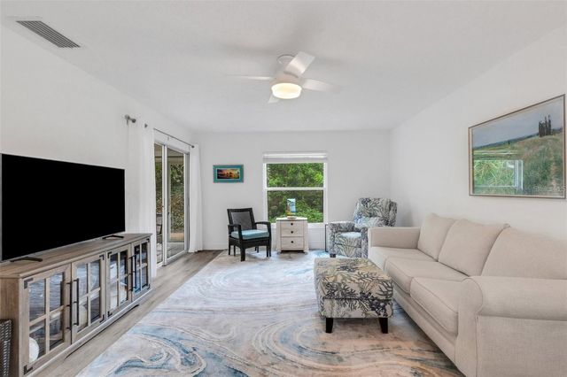 5019 VILLAGE GARDENS DRIVE 31, Sarasota, FL 34234