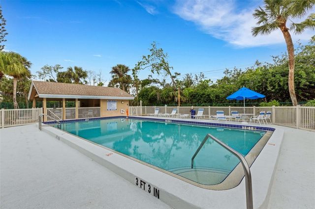 5019 VILLAGE GARDENS DRIVE 31, Sarasota, FL 34234