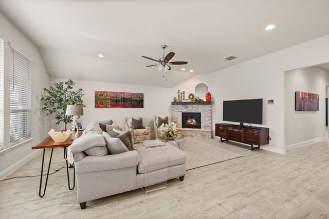 1019 Silver Sage Drive, Justin, TX 76247