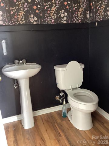 533 Autumn Glen Road, Columbia, SC 29229