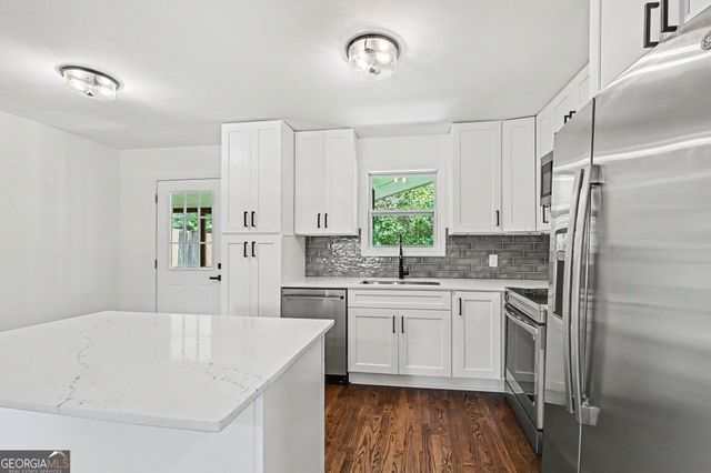 3166 Lindmoor Drive, Decatur, GA 30033