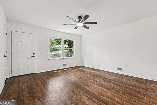 3166 Lindmoor Drive, Decatur, GA 30033
