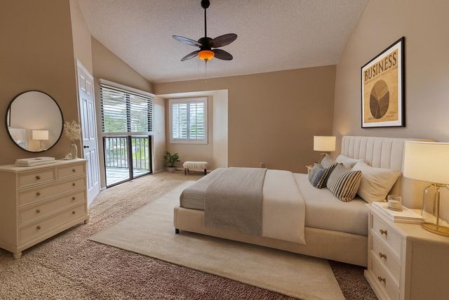 608 Harbour Pointe Way, Greenacres, FL 33413