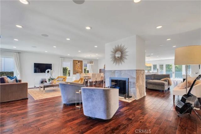 833 Mccarthy Court, El Segundo, CA 90245