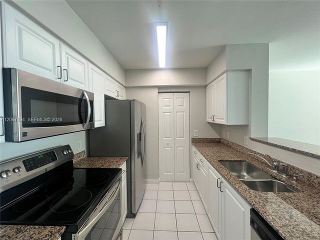 1155 Brickell Bay Drive 1607, Miami, FL 33131