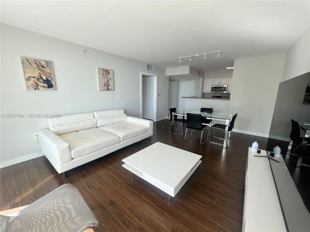 1155 Brickell Bay Drive 1607, Miami, FL 33131