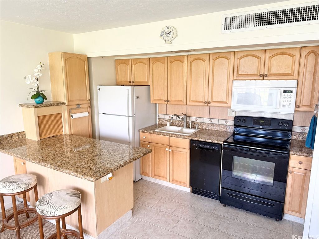 84-740 Kili Drive 724, Waianae, HI 96792