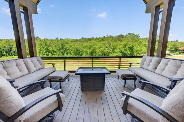 1753 Grassy Creek Road, Copperhill, TN 37317